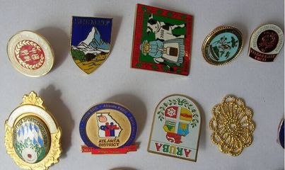 鄭州金屬徽章定制廠家 專業(yè)設(shè)計(jì)烤漆徽章，打造品牌標(biāo)識